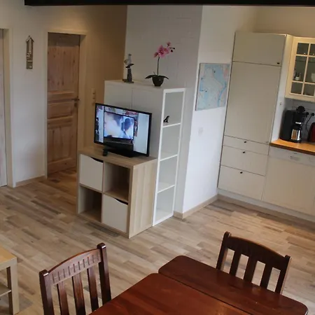 Holiday home Schoenes In Tossens Mit Schoenem Garten Butjadingen